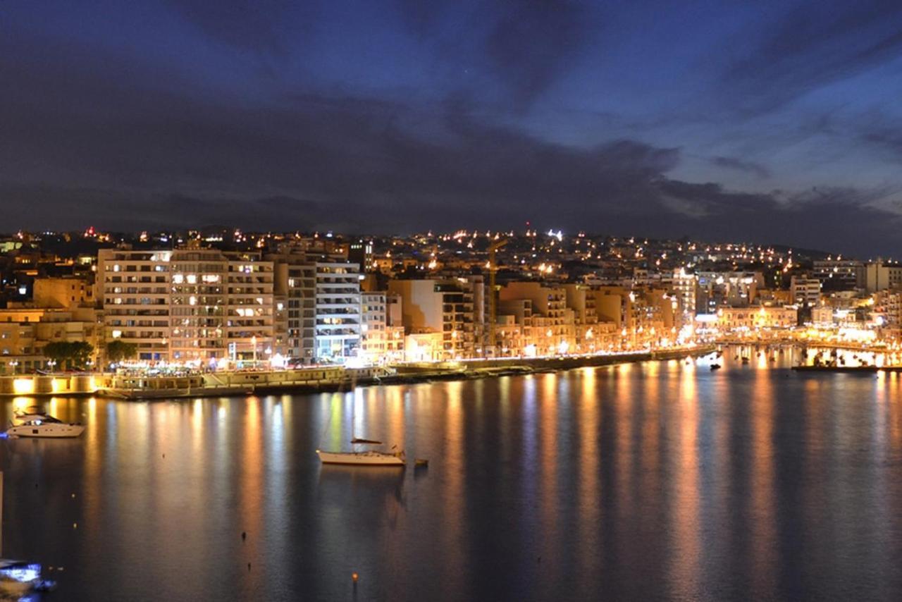 Spacious Apartment Steps To The Promenade Sliema Dış mekan fotoğraf